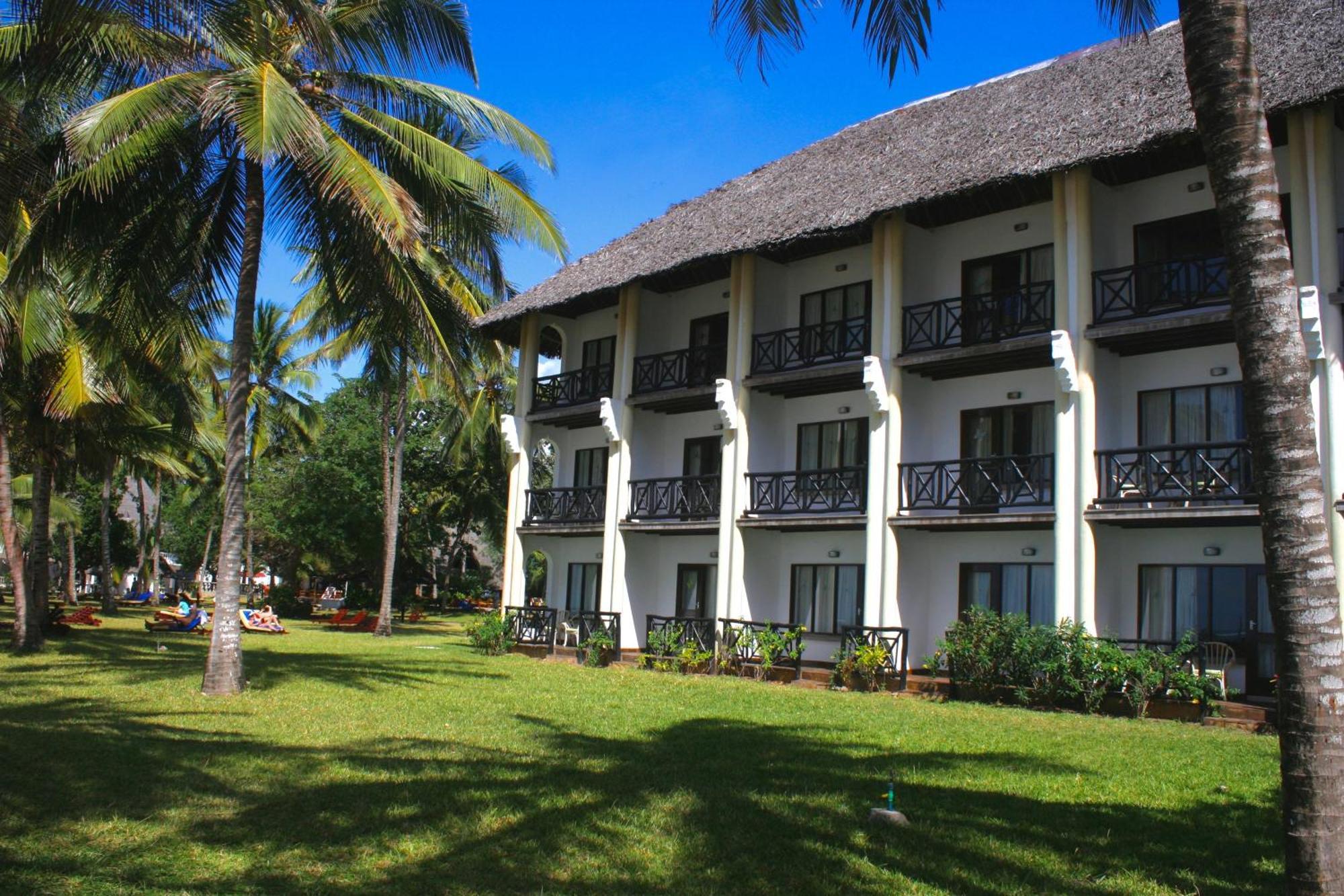 Papillon Lagoon Reef Hotel Diani Beach Esterno foto